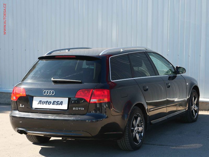 Audi A4 (2007) 2.0TDi Avant, ČR, AC, xenon - fotka 4 z 18