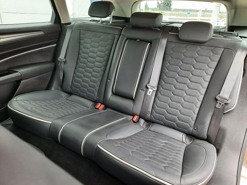 Ford Mondeo (2016) Kombi Vignale 2.0 TDCI Automat - fotka 10 z 10