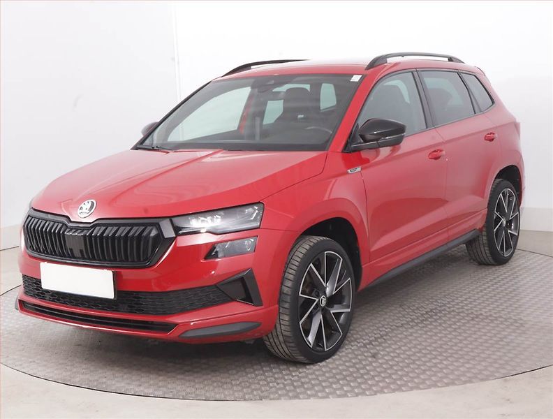 Škoda Karoq (2023) Sportline 1.5 TSI - fotka 2 z 16