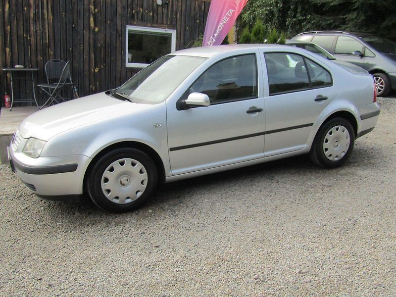 Volkswagen Bora (2000) 1.9 TDI 66kW  BEZ KOROZE - fotka 2 z 33