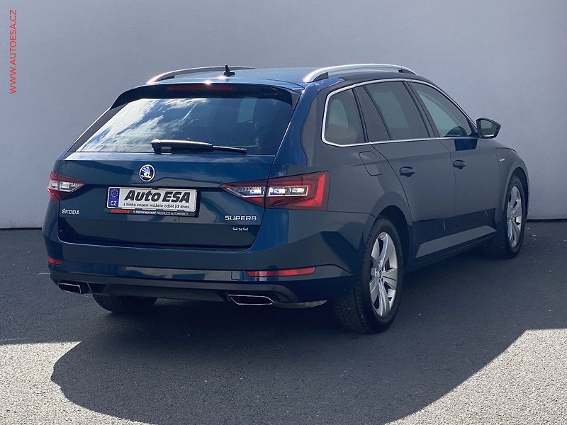 Škoda Superb (2015) 2.0 TSi 4x4, L&K, DSG, TZ - fotka 4 z 19