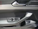 Volkswagen Passat (2015) 2.0TDi, Comfortline - náhled 11