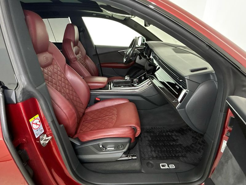 Audi SQ8 SUV 0 - fotka 9 z 31