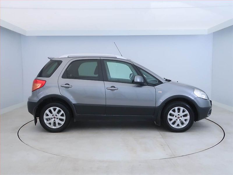 Fiat Sedici (2009) 1.6, 4X4, Serv.kniha - fotka 6 z 15