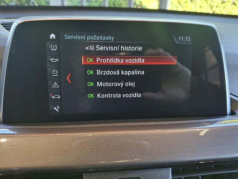 BMW X1 xDrive18d X-Line - fotka 18 z 24
