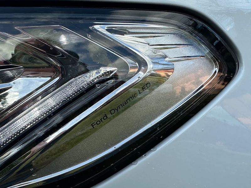Ford Mondeo (2018) 1.5EcoBoost 121kw ST-Line - fotka 11 z 25