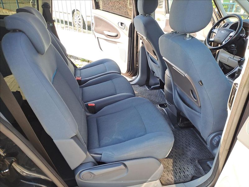 Ford Galaxy 2,0 TDCI DIGIKLIMA 7 MÍST - fotka 7 z 14