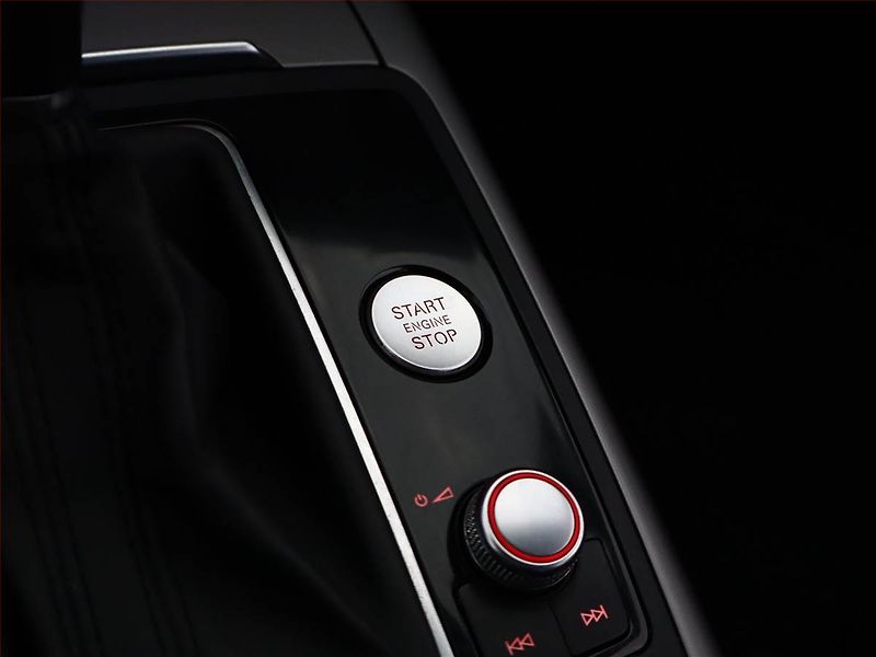 Audi A6 Allroad (2013) 3.0 TDI, 4X4, Automat, Kůže - fotka 16 z 19