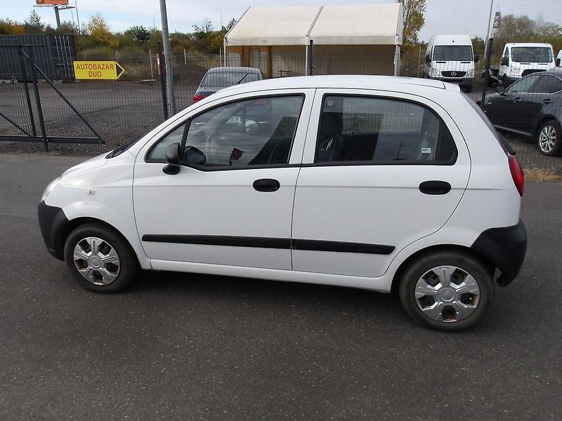 Chevrolet Spark 0,8 i 387kW najeto 46 000km ČR - fotka 8 z 22