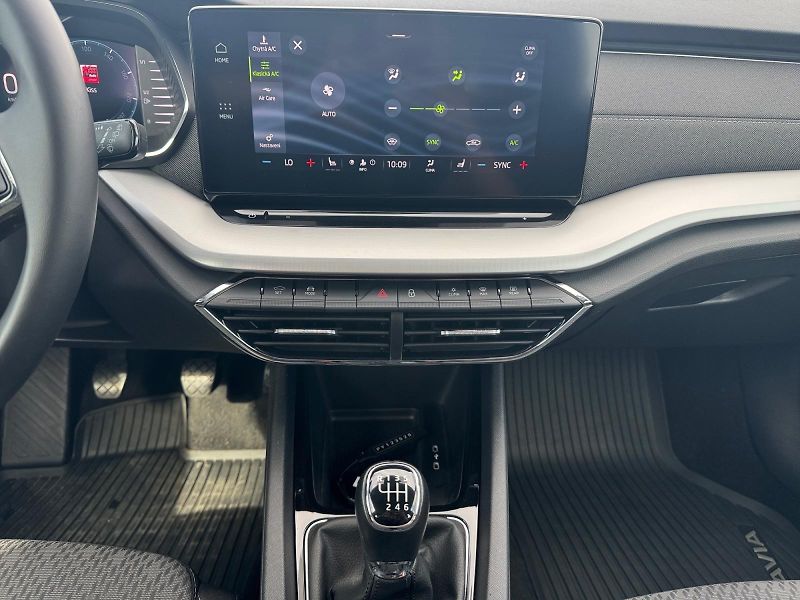 Škoda Octavia (2023) STYLE 1.5TSI 110kW CZ DPH - fotka 10 z 11