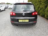 Volkswagen Tiguan 4*4,XENONY,DSG. - náhled 40