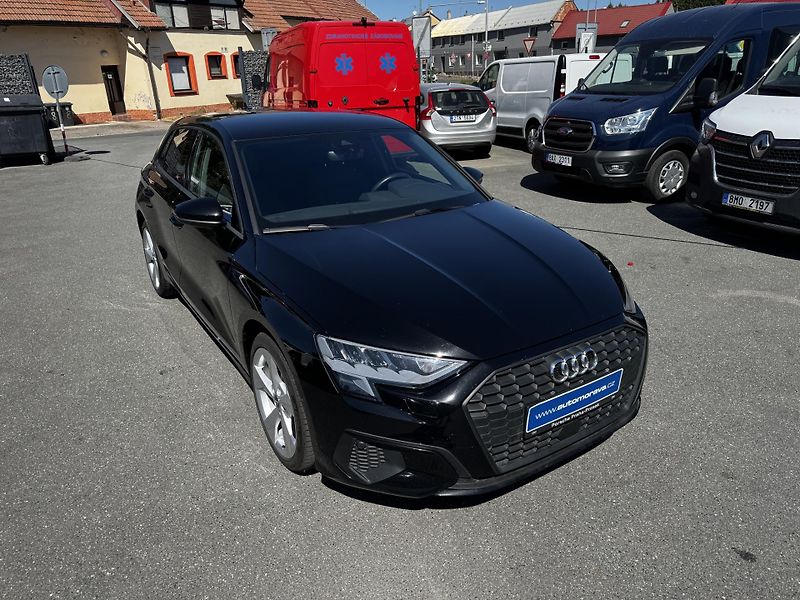 Audi A3 (2024) Sportback 35 TFSI - CZ - DPH - fotka 4 z 22