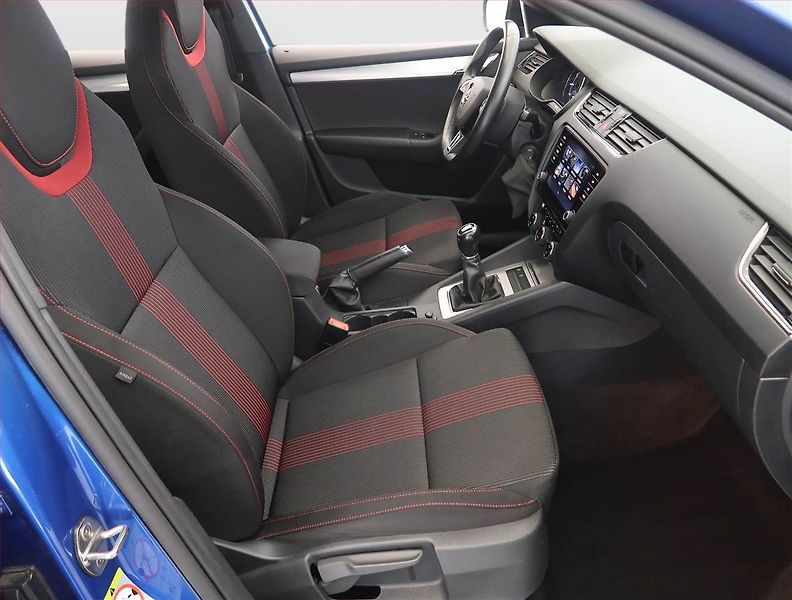 Škoda Octavia (2020) 1.0 TSI, Serv.kniha, Navi - fotka 9 z 22