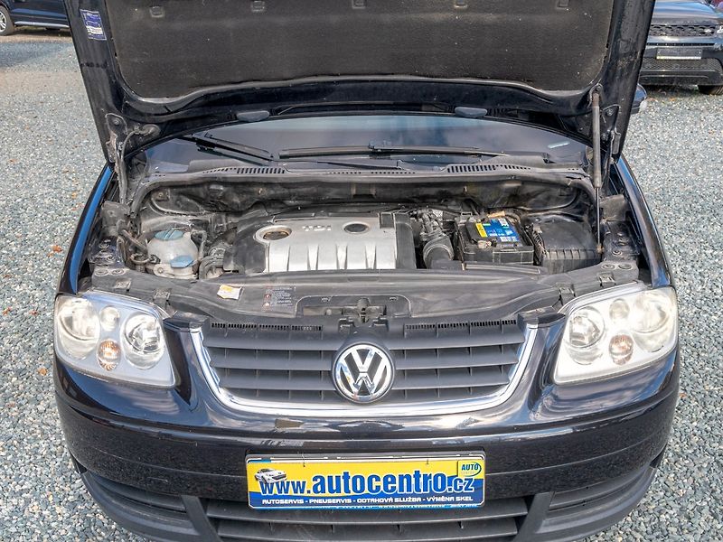 Volkswagen Touran (2006) 1.9TDI 77KW – 7 sedadel - fotka 37 z 44