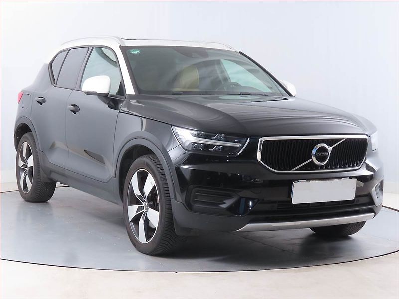 Volvo XC40 (2018) D4 AWD - fotografie inzerátu