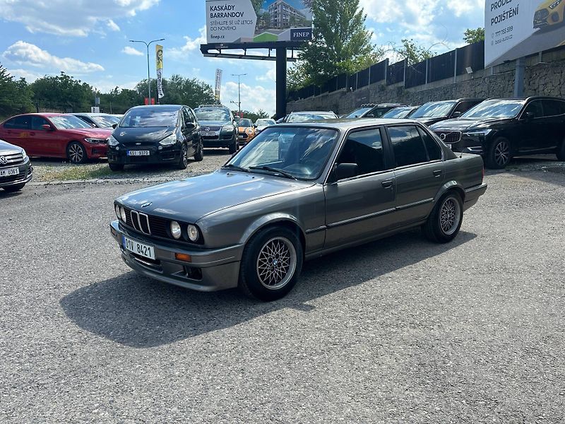 BMW Řada 3 (1988) BMW 325D 1988 - fotka 3 z 23