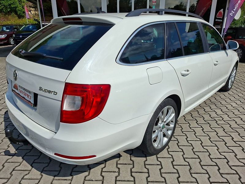 Škoda Superb (2012) 2.0TDI 125kW 6MAN 4X4 - fotka 8 z 27