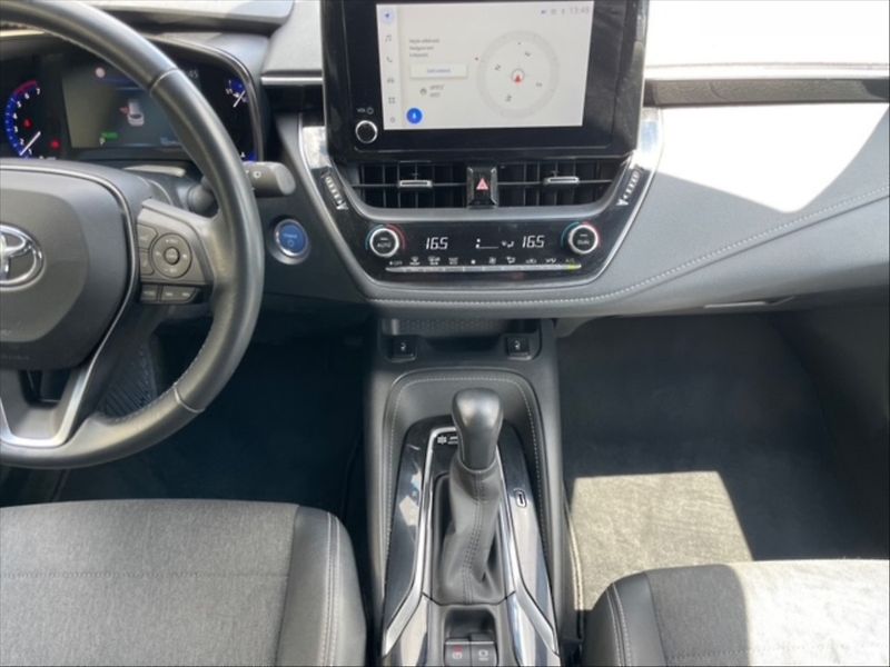 Toyota Corolla 1,8 Hyb.Comfort AT - fotka 10 z 11