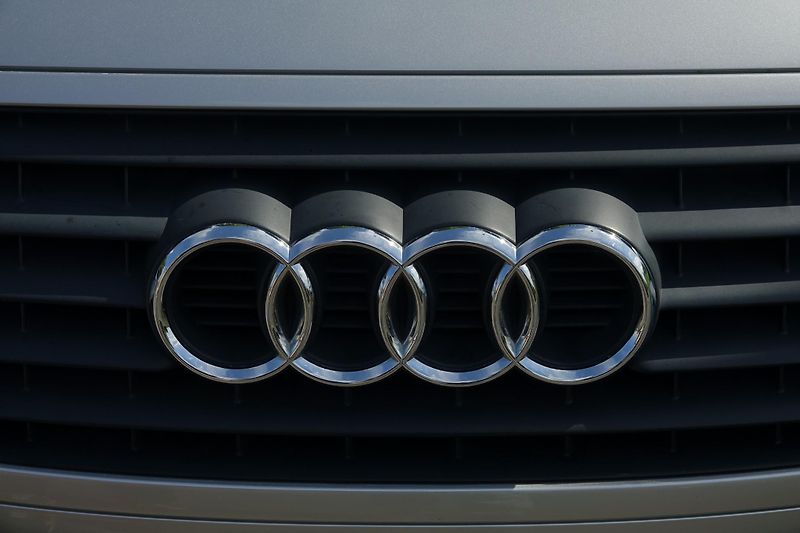 Audi TT (1998) 1.8T 5V TOP stav 1A bez koroze - fotka 20 z 35