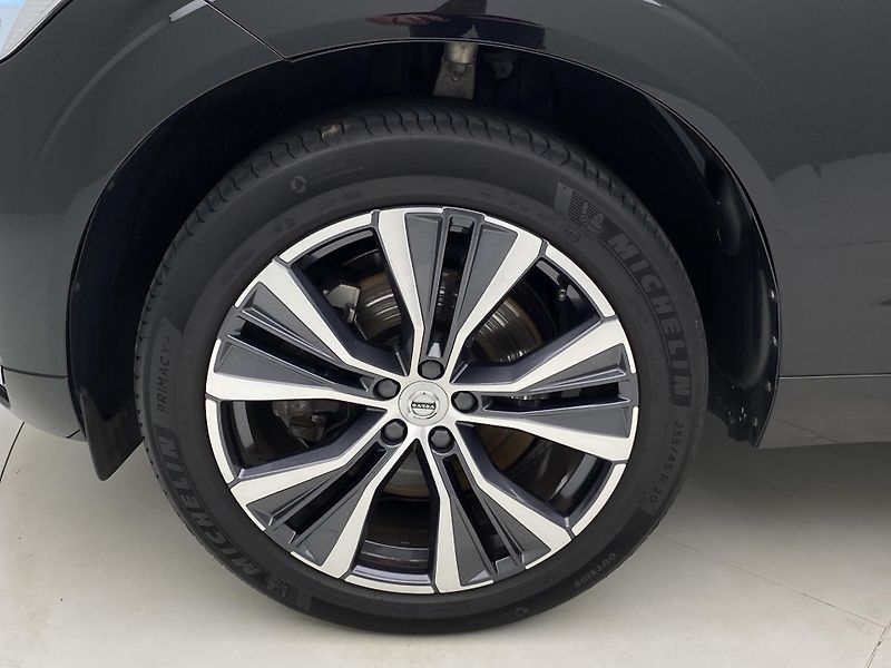 Volvo XC60 B5 AWD INSCRIPTION REZERVACE - fotka 43 z 43