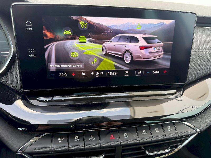 Škoda Octavia (2022) Combi 1.5 TSI 110kW Style Plus - fotka 16 z 35