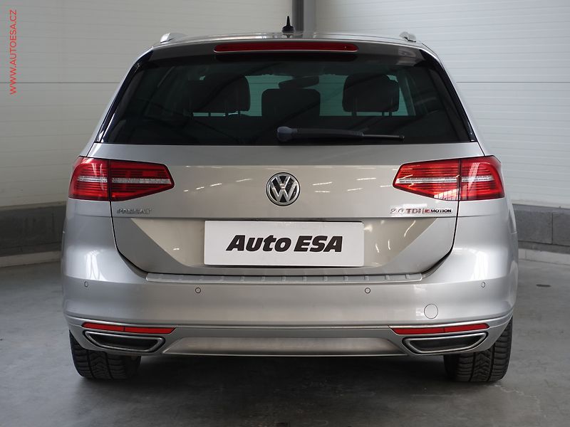 Volkswagen Passat (2015) 2.0TDI 4x4, ČR, DSG, navi - fotka 5 z 23