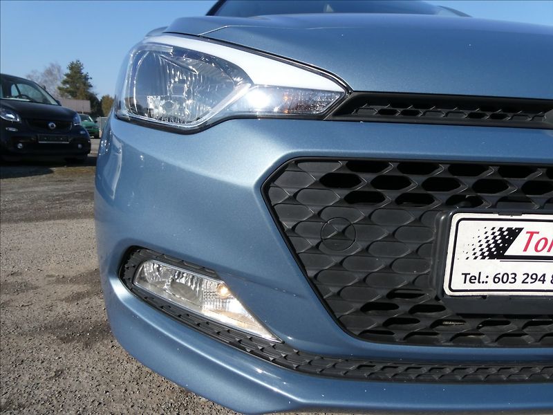 Hyundai i20 1,1 CRDi 1.majitel, webasto - fotka 5 z 43