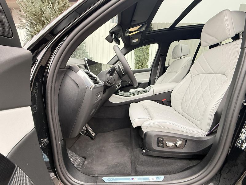 BMW X5 40d M SPORT PANO VZDUCH - fotka 9 z 18
