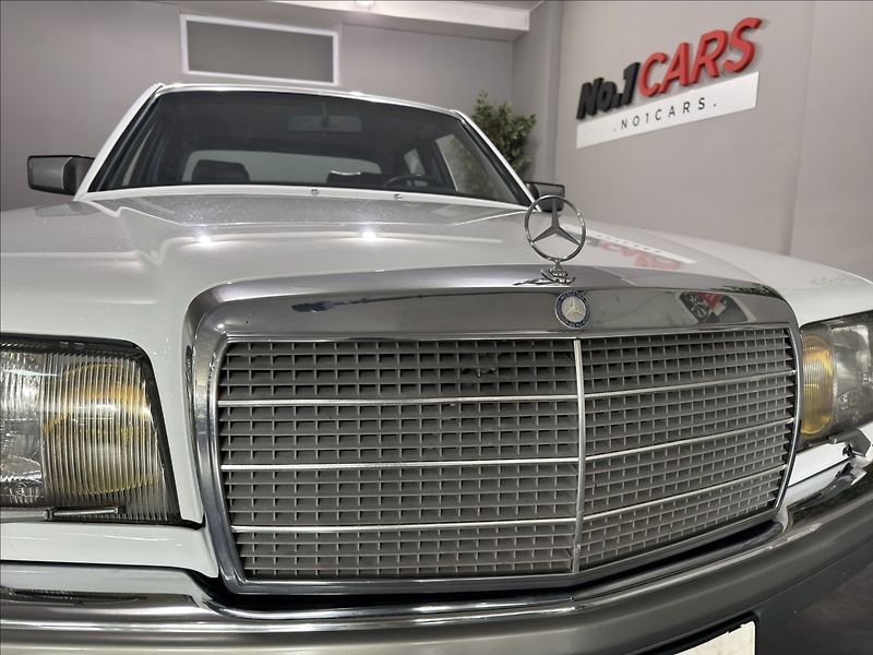 Mercedes-Benz Třídy S 3,0   SE 300 W126 V6 ŠPANĚLSKO - fotka 27 z 37