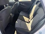 Hyundai i30 (2022) FAMILY COMFORT 1.5i 80kW CZ - náhled 8