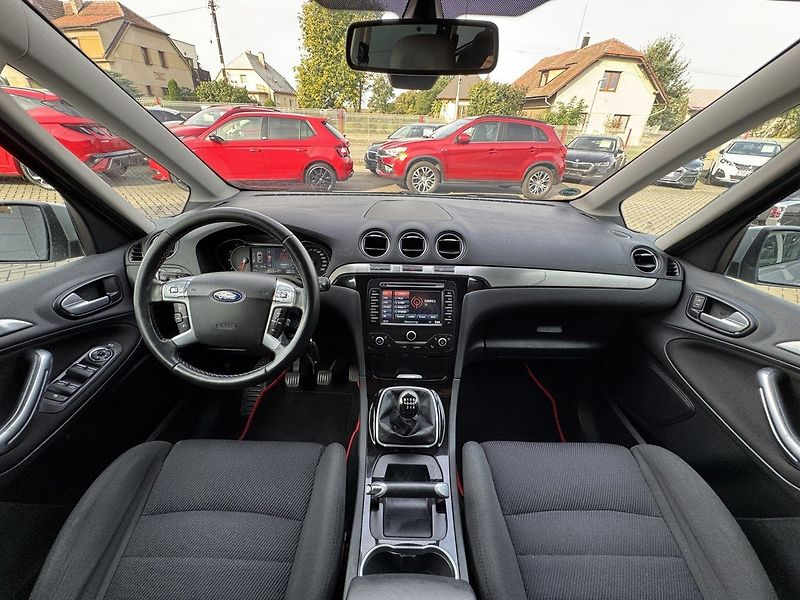 Ford Galaxy (2013) 2.0TDCi Titanium Navi Tažné Z. - fotka 6 z 46