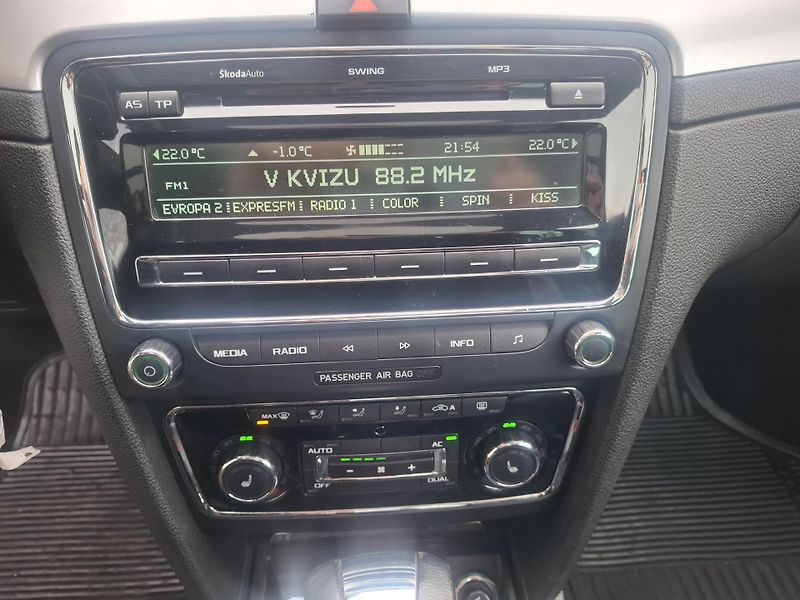 Škoda Superb (2011) II,2.0 TDI,125kW,1 maj - fotka 18 z 19