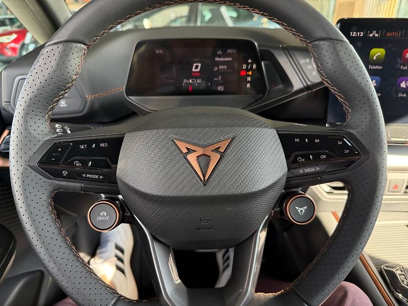 Cupra Born (2023) e-Boost 58kWh 170kW  AUTO - fotka 15 z 24