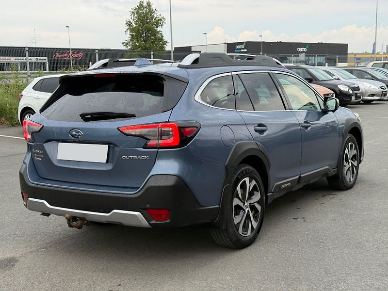 Subaru Outback 2.5i 4WD Touring + Tažné - fotka 3 z 15