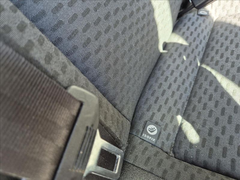 Škoda Fabia (2010) 1,4 i 16V Combi Klima Facelift - fotka 19 z 27