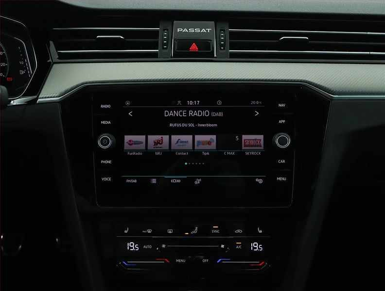 Volkswagen Passat (2022) 2.0 TDI - fotka 12 z 16