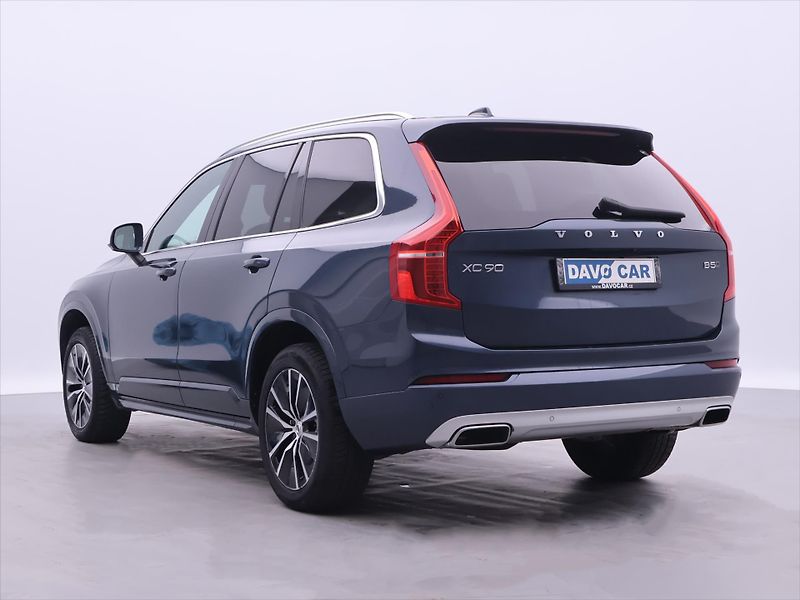 Volvo XC90 2,0 D5 173 kW AWD Momentum DPH - fotka 5 z 39