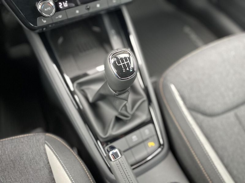 Škoda Scala 1,0 TSI 85 kW Selection - fotka 22 z 27