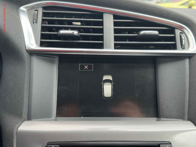 Citroën C4 (2015) 1.2PT, AT, navi - fotka 18 z 20