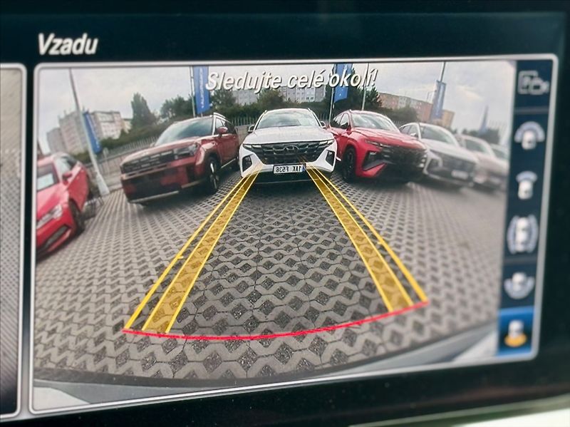 Mercedes-Benz Třídy E 220D TOP STAV 143kW   2,0 - fotka 14 z 14