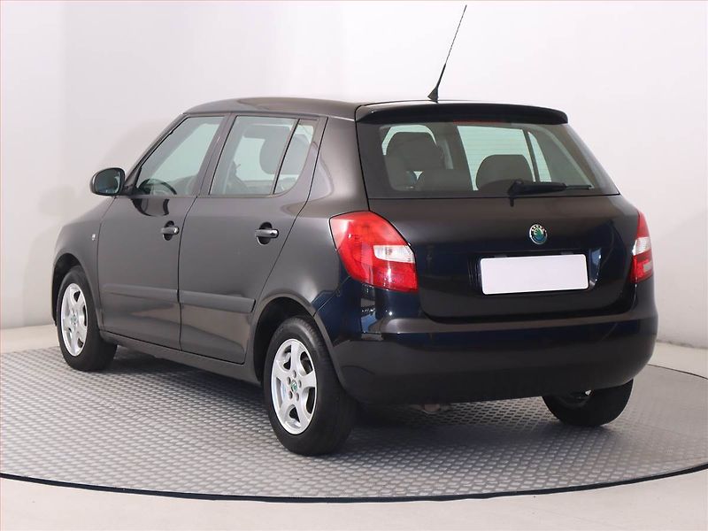 Škoda Fabia (2008) 1.4 16V, Serv.kniha - fotka 4 z 14
