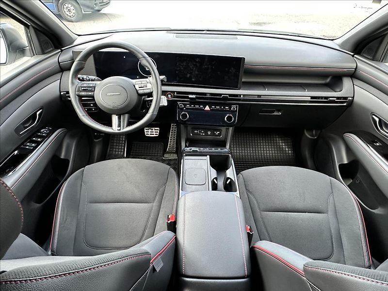 Hyundai Tucson 1,6 T-GDI PHEV N-LINE 4WD AT - fotka 11 z 12
