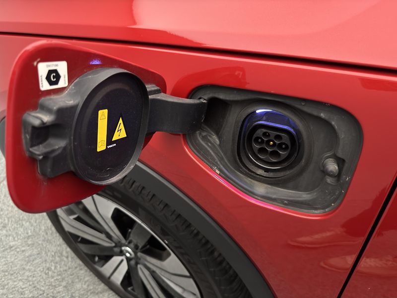 Volvo XC40 T5 RECHARGE CZ - fotka 23 z 48