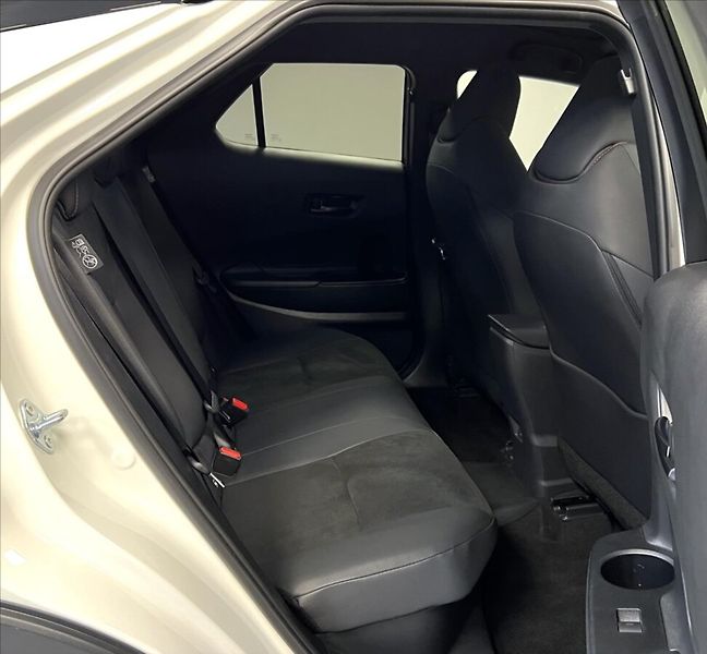 Toyota C-HR 2,0 PHEV GR SPORT VIP - fotka 16 z 20