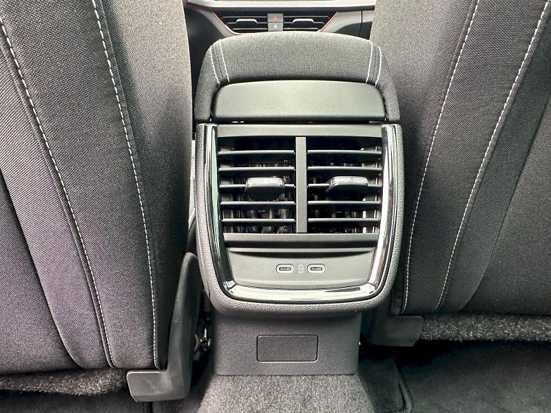 Škoda Kamiq (2025) 1,5 TSI / 110 KW / DSG / Monte - fotka 25 z 30