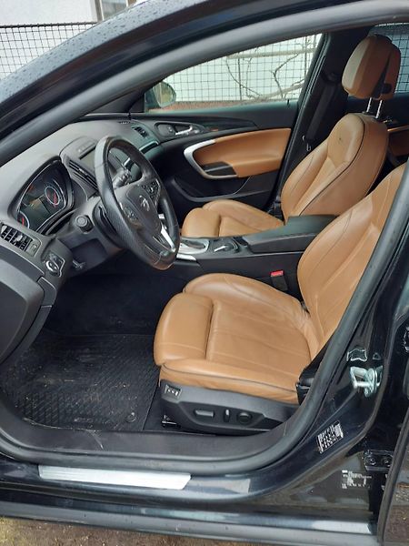 Opel Insignia (2013) - fotka 4 z 6
