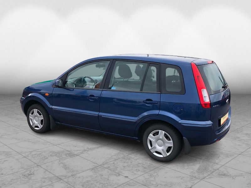 Ford Fusion 1.4 i Trend - fotka 7 z 26