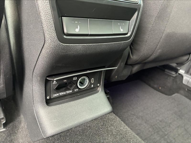 Škoda Kodiaq 2,0 TDI 4X4 147 KW TAŽNÉ PANO - fotka 14 z 36