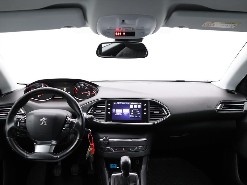 Peugeot 308 SW 1,6 HDI  Aut.klima - fotka 20 z 27
