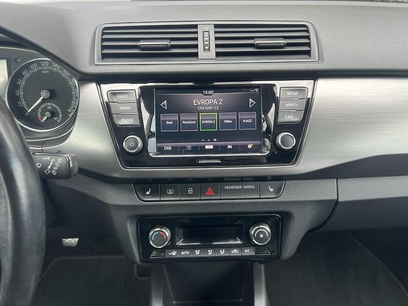 Škoda Fabia (2021) 1.0 TSI 70KW STYLE ČR 1MAJITEL - fotka 13 z 18